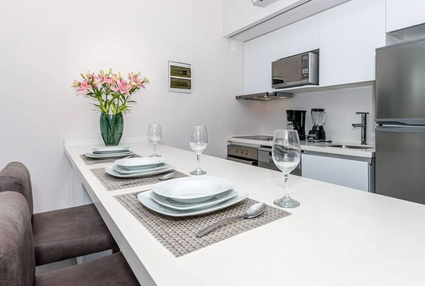 Luxury Condo, 150Mb, 2 Bedroom, Cine, Gym, Pool Playa del Carmen Mexico