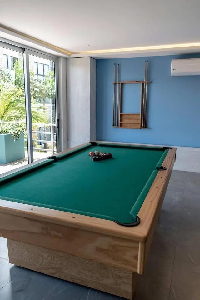 Luxury Condo, 150Mb, 2 Bedroom, Cine, Gym, Pool Playa del Carmen 0*,